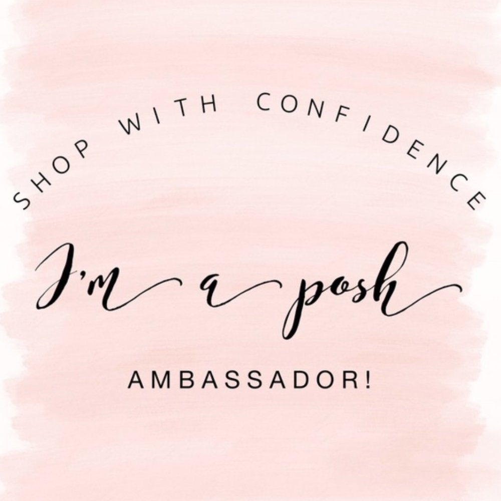 🌎 Sustainable Fashion Advocate 💕Posh Ambassador - Picture 3 of 9